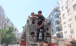 4 Katlı Apartmanda Yangın Paniği; Mahsur Kalan 7'si Çocuk 10 Kişi Kurtarıldı