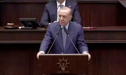CB Erdoğan'dan Özgür Özel'e "Ülkeye bir faydası yok ama en azından milleti eğlendiriyor"