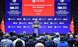 Bakan Bolat: Yıllık İhracatta 267 Milyar Dolarla Cumhuriyet Tarihi Rekoru Kırıldı