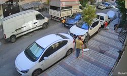 Sultangazi'de Yola Fırlayan Çocuğa Otomobil Çarptı