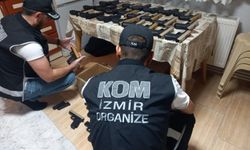 İzmir'de Yasa Dışı Silah Ticareti Operasyonu; 9 Tutuklama