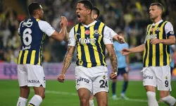 Fenerbahçe'de İç Transfer Hamlesi: Oosterwolde ile Sözleşme Uzatıldı