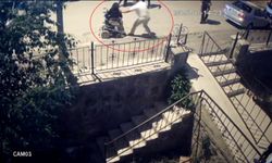 Tekerlekli Sandalyedeki Engelli Kadını Darbettiler! 5 Erkeğin Saldırısına Uğradı