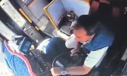 Otobüs Şoförü Kalp Krizi Geçirdi, Kazayı Yolcu Önledi