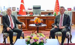 Özdağ, Özgür Özel'i Ziyaret Etti