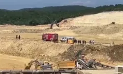Kum Ocağında Göçük! 2 İşçi İçin Kurtarma Çalışmaları Devam Ediyor
