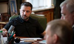 Zelenskiy, Ukrayna Vatandaşlığı Almayı Kolaylaştıran Yasayı İmzaladı