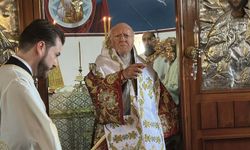 Fener Rum Patriği Bartholomeos, Çanakkale'de Ayine Katıldı