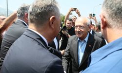 Kemal Kılıçdaroğlu, Cezaevinde Tutuklu Böcek ve Kara'yı Ziyaret Etti