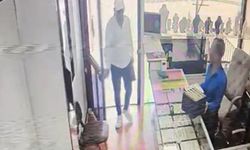 Kuyumcuyu Bıçakla Tehdit Ederek 600 bin TL’lik Bilezik Alıp Kaçan Şüpheli Yakalandı