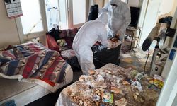 Eskişehir'de Bir Evden 550 Kilo Plastik Şişe Çıktı