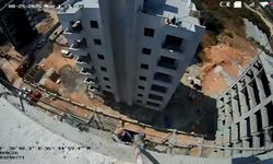 İskelede Mahsur Kalan İnşaat İşçileri, Duvar Kırılarak Kurtarıldı