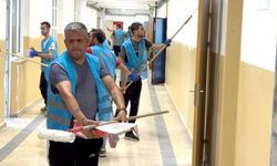 Avcılar ve Küçükçekmece’de Denetimli Serbestlik Kapsamındaki Yükümlüler Okulları Temizledi