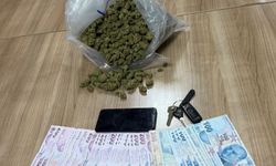 Motosikletli Kurye Marihuana Taşırken Yakalandı