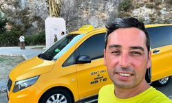 Kuşadası'nda Bıçaklı Sİaldırıya Uğrayan Taksici Öldü