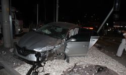 Otomobille Cip Çarpıştı; 7 Yaralı