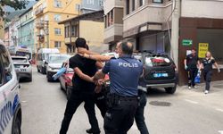 Aile İçi Kavga İhbarına Giden Polislerden Birini Köpek, Diğerini İse Sahibi Isırdı