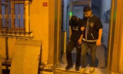 Beyoğlu’nda 16 Yaşındaki Şüpheli Taksiciyi Ensesinden Bıçaklayıp Gasbetmeye Çalıştı