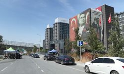 CHP'nin Sarıyer'deki Binası Önünde Bekleyiş Sürüyor