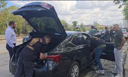 Kadıköy ve Pendik'te Okul Çevresindeki Denetimlerde 2 Kişi Gözaltına Alındı