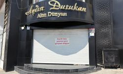 Kuyumcu, İş Yerinin Kepengine ‘Kısa Bir Mola’ Yazılı Kağıt Asıp Ortadan Kayboldu