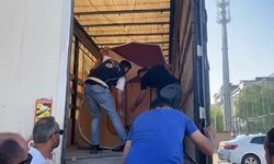 TIR’ın Dorsesindeki Kamp Çadırlarından 17 Kaçak Göçmen Çıktı
