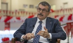 Okullarda Kayıt Sırasında 'Zorunlu Bağış' Tartışmasına Bakan Tekin Noktayı Koydu