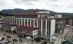 16 Yaşındaki Çocuk, Karın Ağrısı Şikayetiyle Geldiği Hastanede Doğum Yaptı