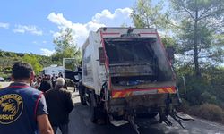 Çöp Toplarken Tartıştığı Mesai Arkadaşını Bıçaklayarak Öldürdü