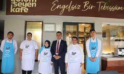 'Gülümseyen Kafe' Özel Bireylerin İstihdam Kapısı Oldu