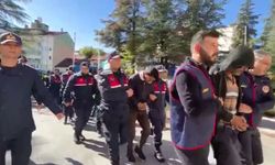 Denizli'de Gündüzleri Çobanlık, Geceleri de Hırsızlık Yapan 9 Kişi Tutuklandı