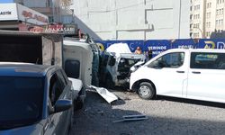 Malatya'da Freni Arızalanan Kamyon, 15 Araca Çarptı: 5 Yaralı