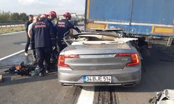 TIR'a arkadan çarpan otomobilin sürücüsü öldü