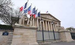 Fransa'da Lecornu Yeni Hükümeti Kurdu