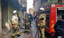 Diyarbakır'da apartman yangını: 13 kişi dumandan etkilendi