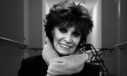 Ünlü sanatçı kaldığı huzurevinde öldürüldü!