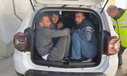 Hatay'da 12 düzensiz göçmen yakalandı; 3 organizatör tutuklandı