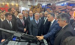 Hulusi Akar: Savunma sanayinde ihtiyaçlarımızın büyük bir bölümünü kendimiz karşılıyoruz