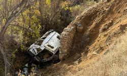 Konya'da öğrenci servisi, uçuruma yuvarlandı; 14 yaralı