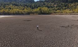 Suyu 300 metre çekilen Kovada Gölü'nün 'milli park' özelliği tehlikede