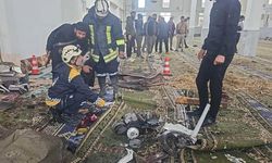 Suriye'de bir camide patlama: 8 ölü, 18 yaralı