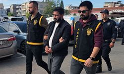 179 suçtan 22 yıl hapisle aranan şüpheli, AVM'de yakalandı