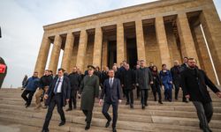 CHP Genel Başkanı Özgür Özel, Anıtkabir'i ziyaret etti