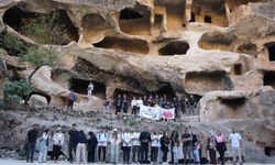 Gabar Dağı'ndaki '7 katlı apartman mağara' doğaseverlerin rotasına girdi