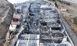 Kimya fabrikasındaki yangın madeni yağ bölümünden çıkmış