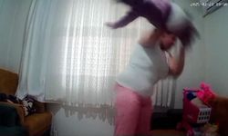 1 yaşındaki bebeğe anne şiddeti kamerada