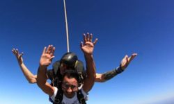 Görme engelli öğretim üyesi, beyaz bastonuyla 60 ülke gezdi