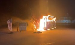 Kapıkule'de yolcu otobüsü alev alev yandı