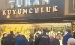 Kar vaadiyle para ve altın topladığı öne sürülen kuyumcu ve oğlu kayıp