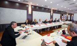 Özgür Özel, partisinin Cumhurbaşkanlığı Aday Ofisi toplantısına katıldı